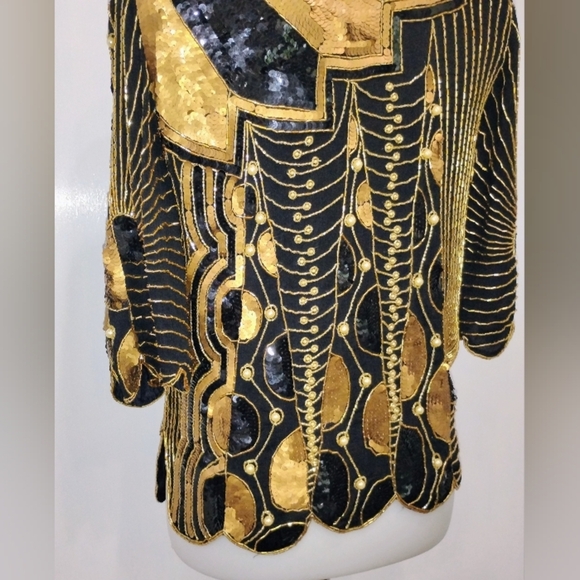 ART DECO GOLD AND BLACK SEQUIN TOP - Picture 5 of 12
